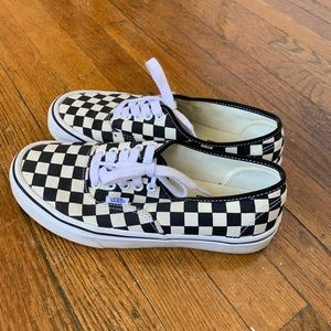 Vans Checkered Shoes (Size 8 women’s)